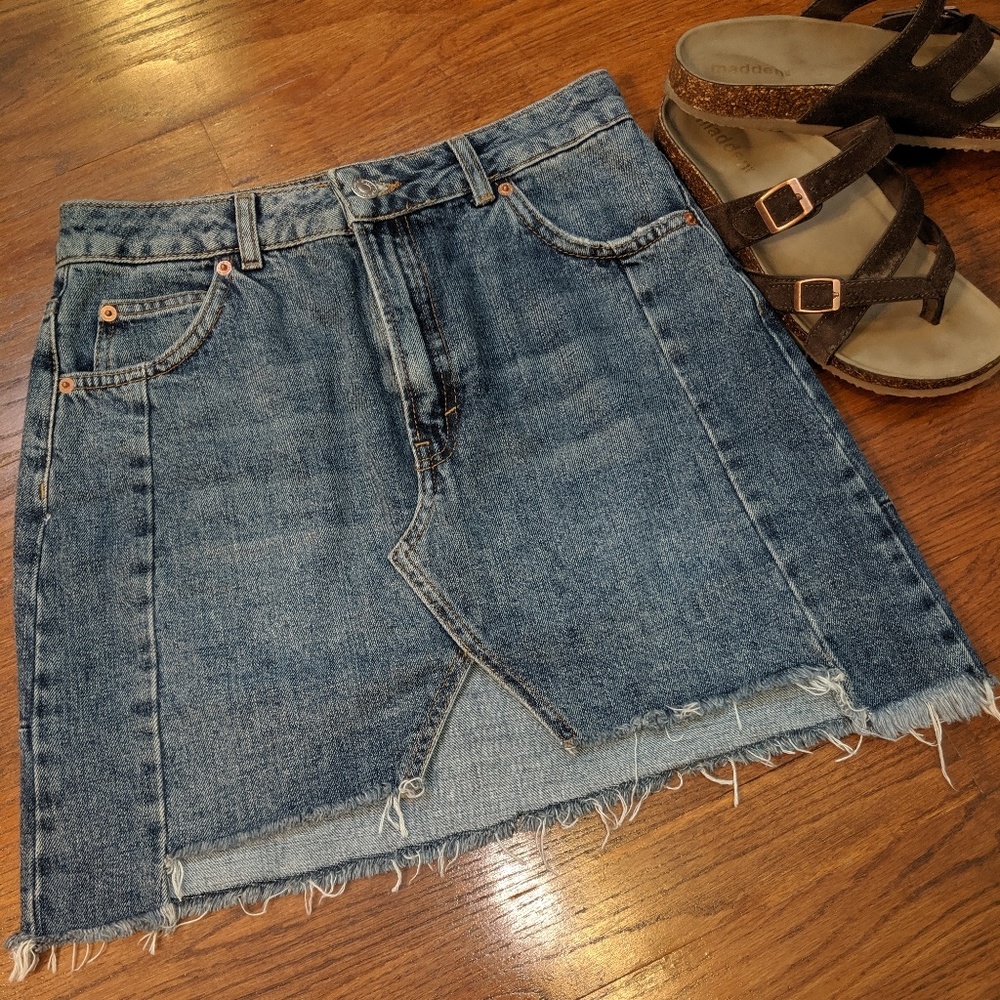 Top Shop Distressed Jean skirt